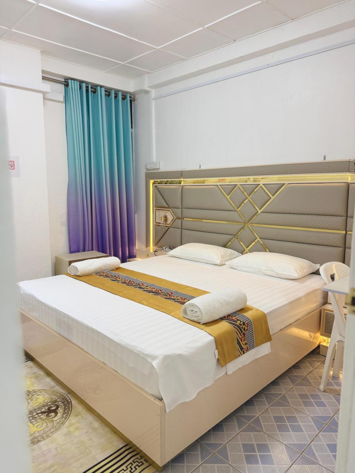 Ontrack Travel Apartman Malé Kültér fotó