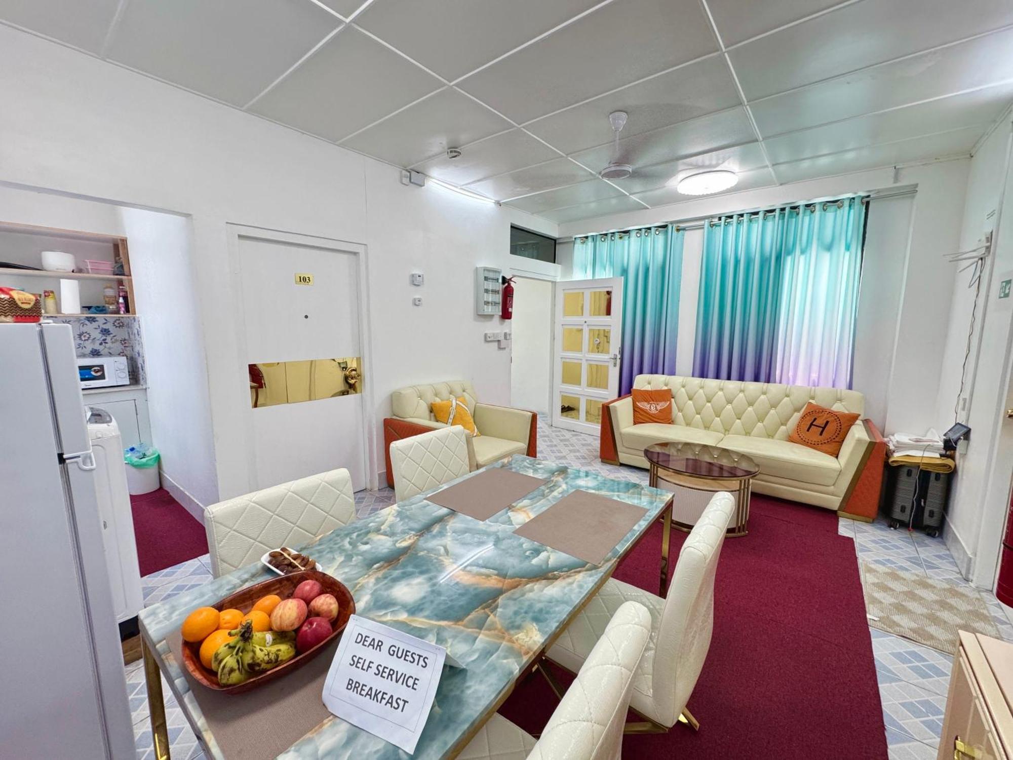 Ontrack Travel Apartman Malé Kültér fotó